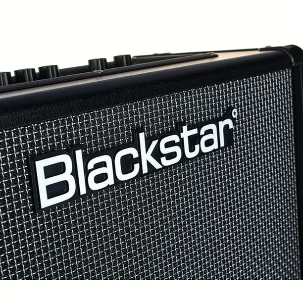 Blackstar ID:Core 40 V4 Test: Kraftfull nog för gig?