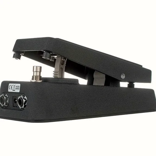 Dunlop CBJ95 Cry Baby Junior Wah Recension: För komplicerad eller perfekt kontroll?