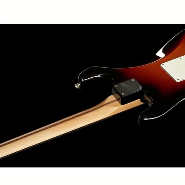 Fender AM Perf Strat HSS RW 3TSB – Elgitarr Recension