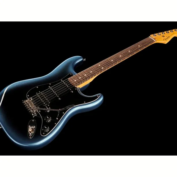 Fender AM Pro II Strat HSS DK NIT – Elgitarr Recension