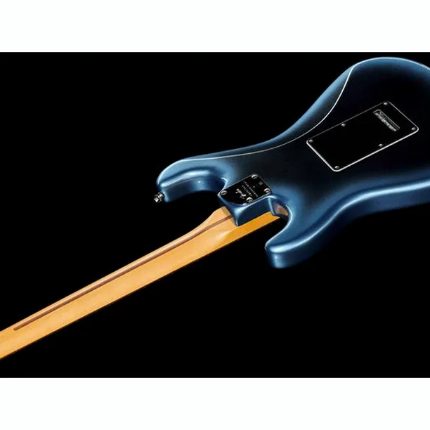 Fender AM Pro II Strat HSS DK NIT – Elgitarr Recension