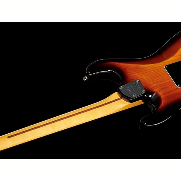 Fender AM Ultra Luxe Strat RW 2CS – Elgitarr Recension