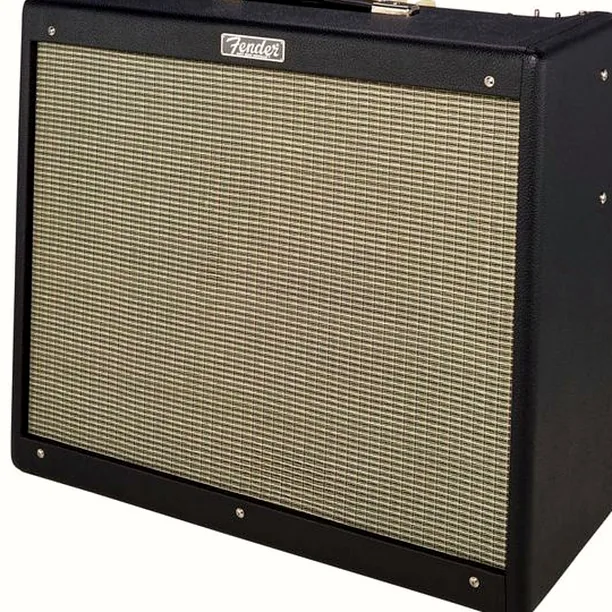 Fender Hot Rod Deville 212 IV Recension: Bättre än konkurrenterna?