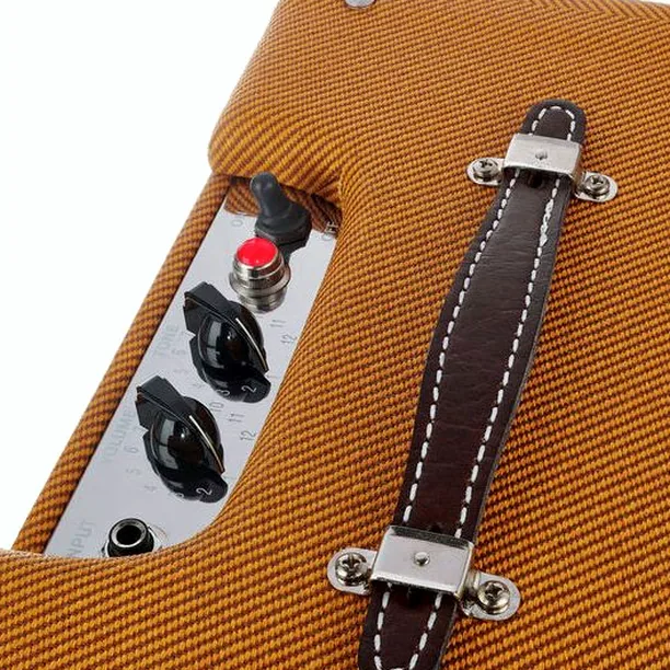 Fender Pro Junior IV Recension: Funktioner, ljud & slutsats