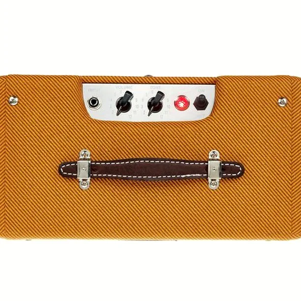 Fender Pro Junior IV Recension: Funktioner, ljud & slutsats