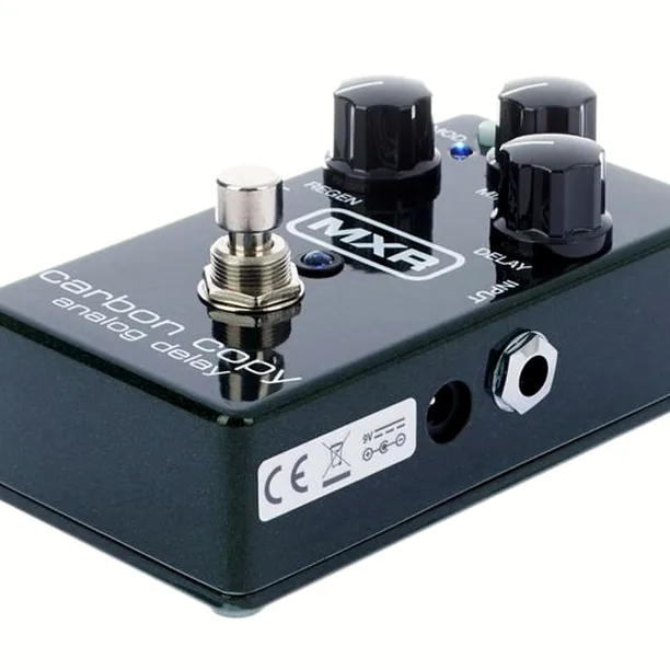 MXR M169 Carbon Copy Analog Delay Recension: Låter den lika bra som den ser ut?