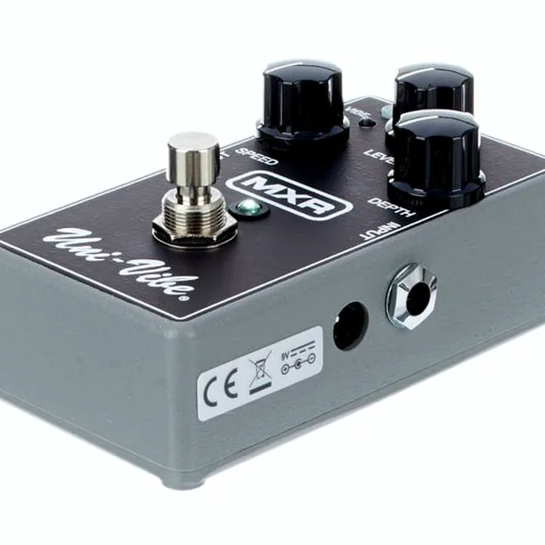 MXR M68 Uni-Vibe Bundle PS A1 RB Recension: Ofiltrerad åsikt & djuplodande test för gitarrister