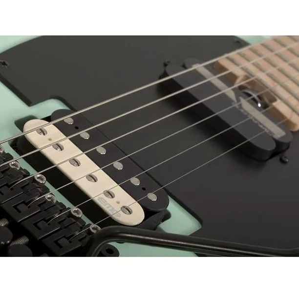 Schecter SVSS PT FR S SFG – Elgitarr Recension