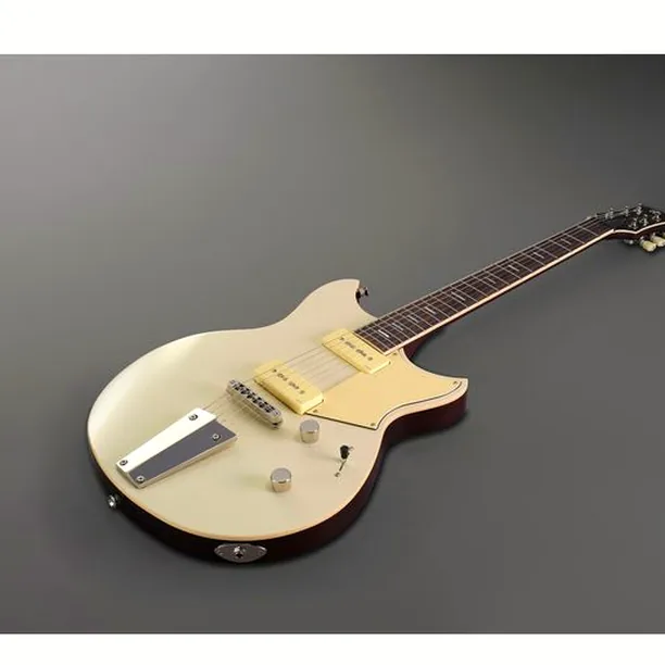 Yamaha Revstar RSS02T Vintage White – Elgitarr Recension